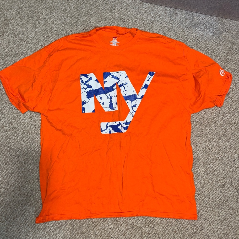 XL Islanders Tshirt